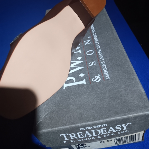 Treadeasy flats - Picture 2 of 3